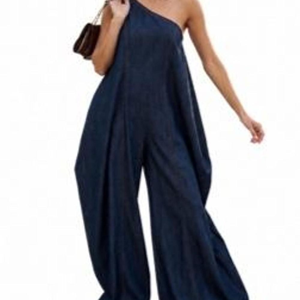 UOOZEE Women's High Waisted Loose Asymmetric Solid Color One-Shoulder Jumpsuit